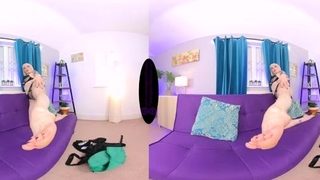 The English Mansion – Miss Ruby Marks – Tip To Toe Leg
