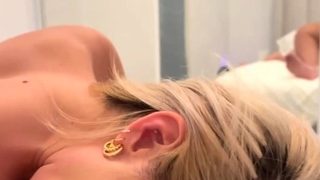 Nhật Bản – Thủ Dâm và Hút Cặc POV Đổ Đầy Tinh Trùng